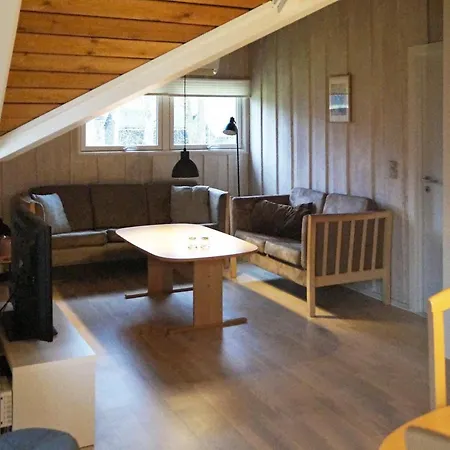 6 Person Holiday In * Ansager